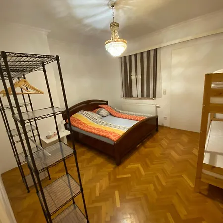 Mbudget I Shower & Sleep I Free Private Parking I Easy Self Check In