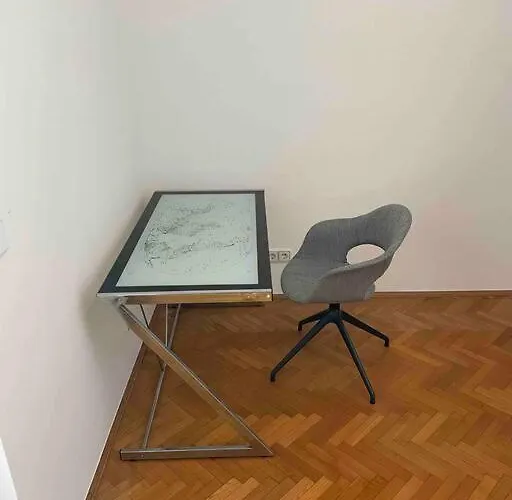 Mbudget I Shower & Sleep I Free Private Parking I Easy Self Check In شقة غراتس