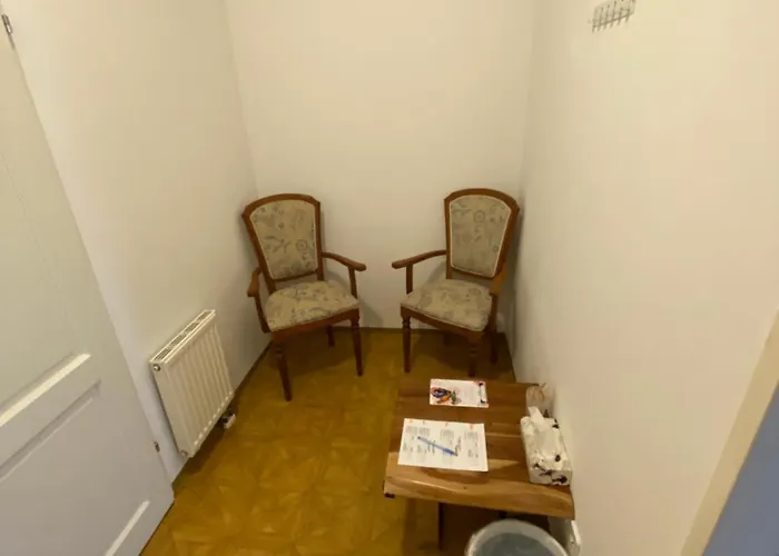 Mbudget I Shower & Sleep I Free Private Parking I Easy Self Check In Graz